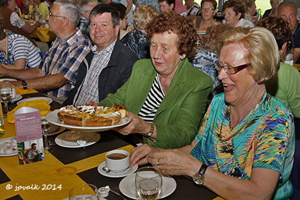 Gemeente nodigt Senioren 75+ uit op de koffie Gemeente nodigt Senioren 75+ uit op de koffie