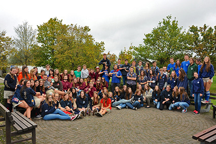 Pssd schenkt chocolademelk op Dag van de Jeugdbeweging