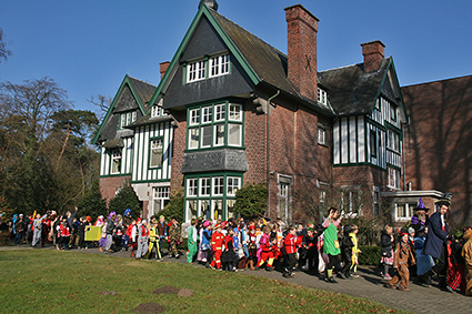 Basisschool Lutselus vierde carnaval Basisschool Lutselus vierde carnaval