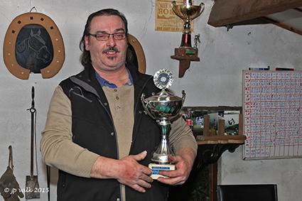 Biljartclub De Lustige Heistoters viert kampioen