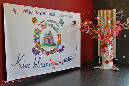 Leerlingen Vrije Basisschool Rooierheide zijn tegen pesten Leerlingen Vrije Basisschool Rooierheide zijn tegen pesten