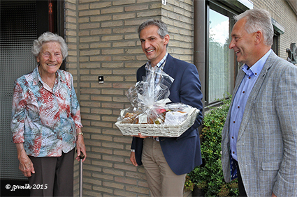 Maria Habex 104 jaar oudste inwoner van Diepenbeek Maria Habex 104 jaar oudste inwoner van Diepenbeek
