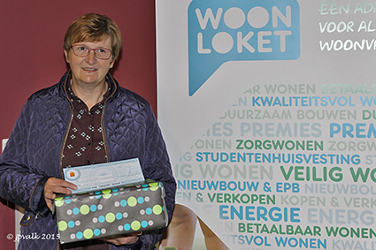 500ste Bezoeker Woonloket in de bloemetjes gezet