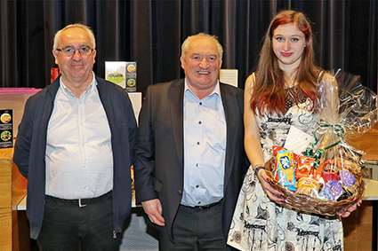 Larissa Suelze ook in 2016 clubkampioene bij de Witte Spreeuwen