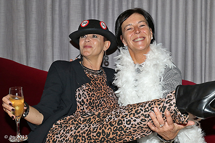 Meisjes en jongens van 1967 vieren feest