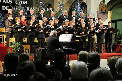 Met koor Royerheide op weg naar Kerstmis