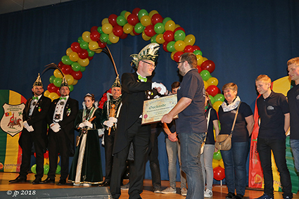 Prinsenbal trekt carnaval in gang