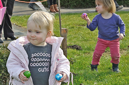 Bloemschikken en paaseieren bij de Gezinsbond