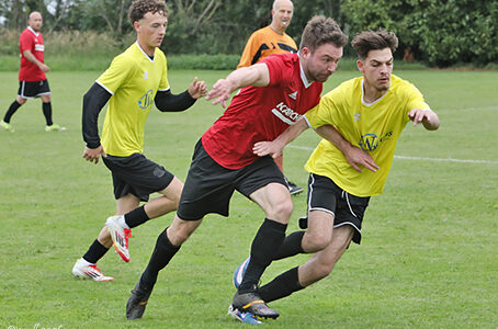 Diepenbeeks voetbalfeest bij FC Tiegan Diepenbeeks voetbalfeest bij FC Tiegan